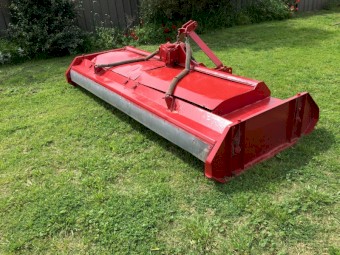 Slasher/Pasture topper