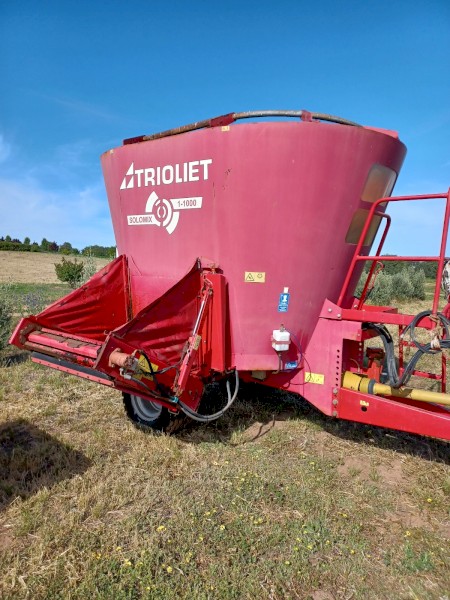 Feed mixer vertical hay and grain mixer Trioliet Solo Mix 1-100 SM1-10