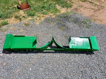 Landaco TS4800 Maxispread Spreader (Cletted belt with drip attachment)