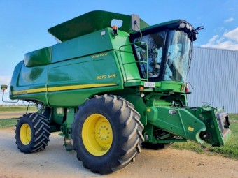 2010 John Deere 9670 Header