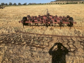 International 2-11 Scarifer