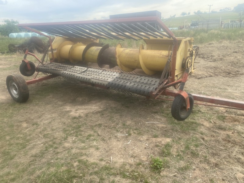 11FT Canola Pickup Front to suit new holland 8060 header and trailer 