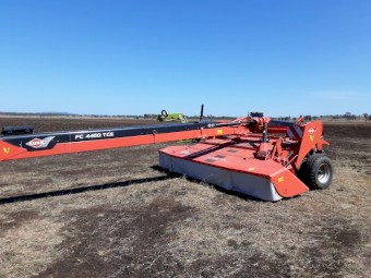 Under Auction - (A169) 2019 4460TCS Kuhn Mower Conditioner 