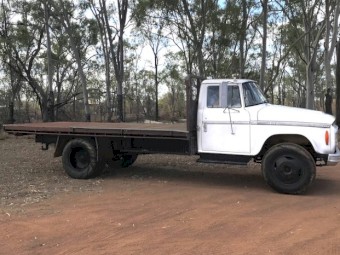 Dodge 1974 D5N 400 Series 6 Tonne