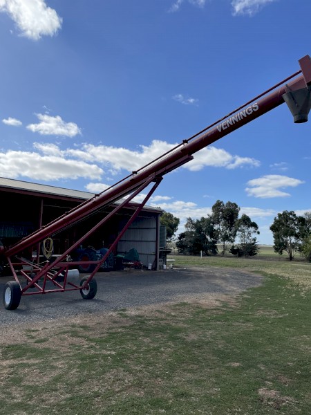 Vennings Auger 50’ x 9”