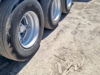 1987 41ft Kruger Flat Top Trailer