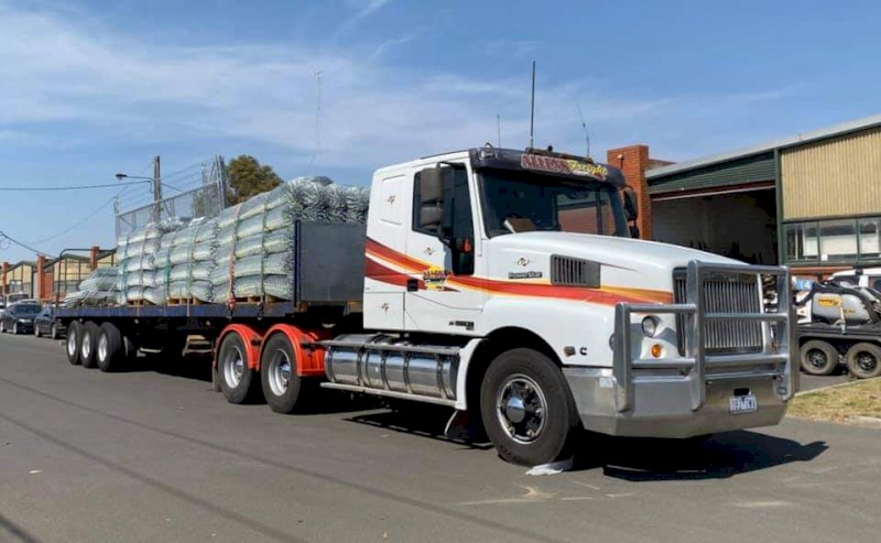 2002 Iveco Power Star Prime Mover