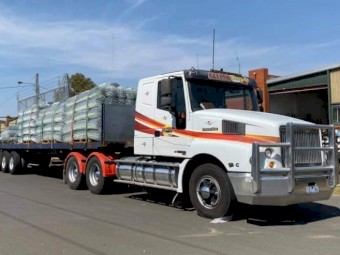 2002 Iveco Power Star Prime Mover
