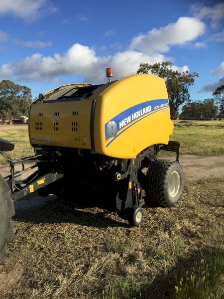 2014 New Holland Baler