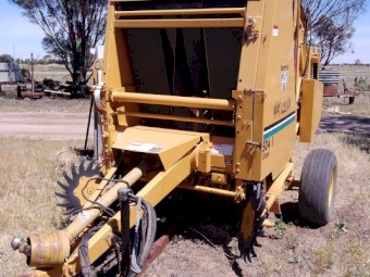 Vermeer 504 Round Net Baler