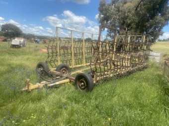  15  Leaf Hydraulic Harrows Coolaman 40 FT 