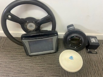 Trimble CFX 750 - EZ Pilot steering