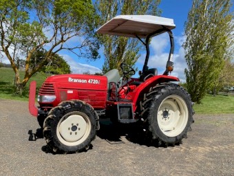 2005 Branson FWD Tractor