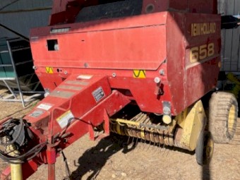 658 Model New Holland Hay Baler