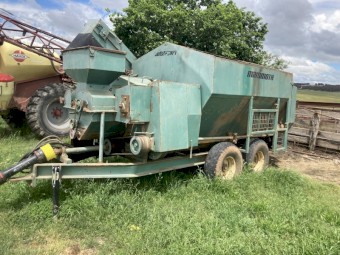 Jetstream/Allbulk mammoth feed mixer