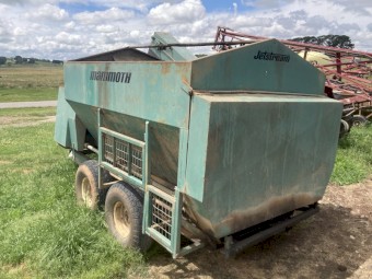 Jetstream/Allbulk mammoth feed mixer