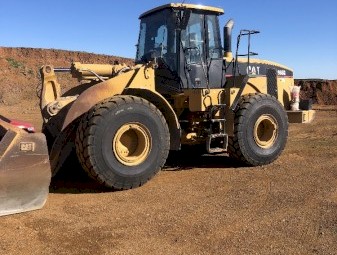 CAT 966G Loader