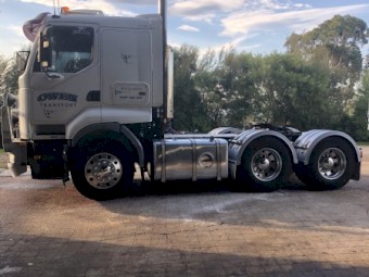 2004 Mack Quantum Prime Mover