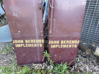 Cattle Crush Head Bail - John Berends