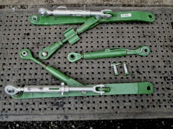 2018/John Deere/Tractor/3PL/Hitch/3 Point Linkage/3 Point Hitch