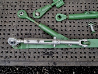 2018/John Deere/Tractor/3PL/Hitch/3 Point Linkage/3 Point Hitch