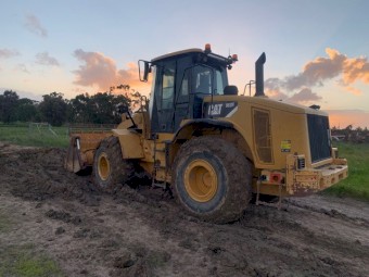 CAT 962H LOADER WITH 4 IN 1 BUCKET