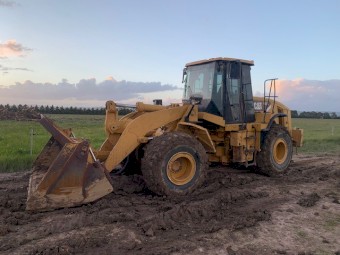 CAT 962H LOADER WITH 4 IN 1 BUCKET