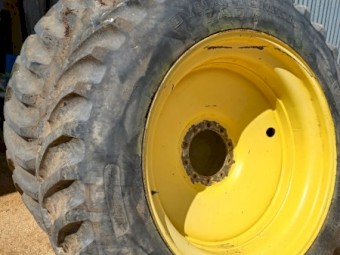 Tractor Tyres & Rims