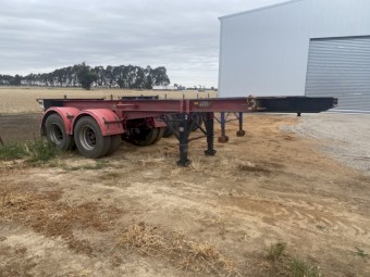 20' Skel Trailer