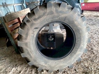 Windrower Tyre 21L-28