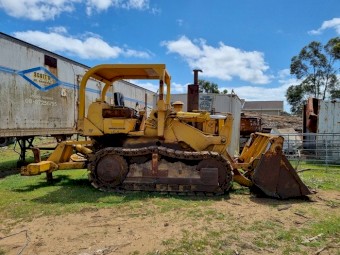 International 175c Traxcavator