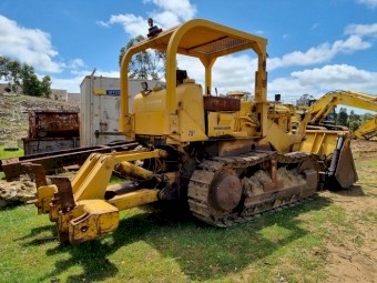 International 175c Traxcavator