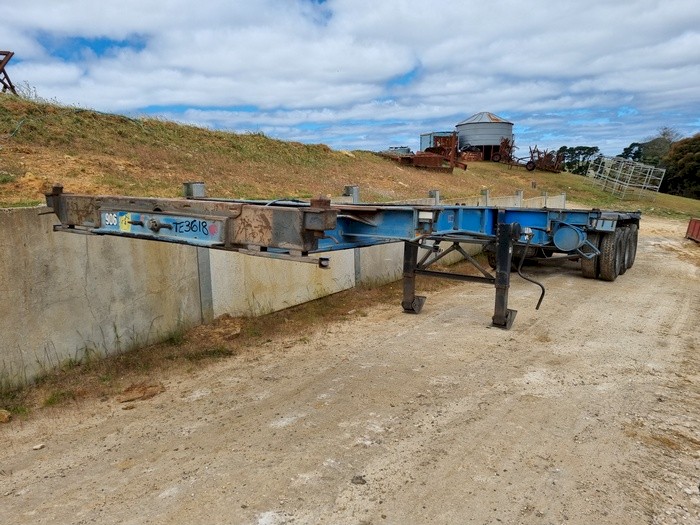 Consultrans Skel Trailer