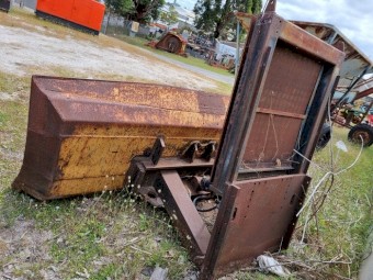 Hydraulic Blade - 2670mm Wide