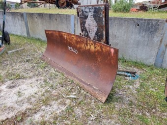 Hydraulic Blade - 2670mm Wide