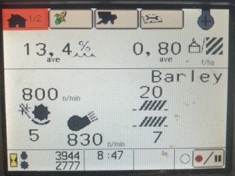 2011 John Deere 4WD 9870 STS Header with 40ft Macdon FD70 Flex Draper Front