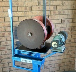 grinding pedestal 