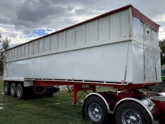 1989 White 36ft Tipper