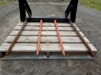 Heavy Duty 4 Spear Tractor Hay Fork Attachment