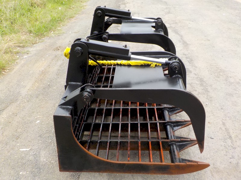 Skid Steer Loader Grapple Bucket/Demolition Bucket/Rock Bucket/Shaker Bucket/Stick Bucket