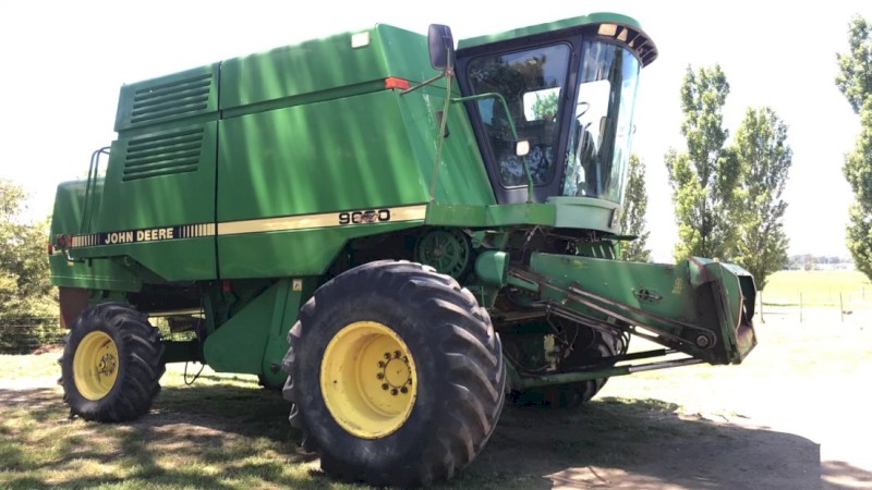 John Deere 9600 Header (No Front)