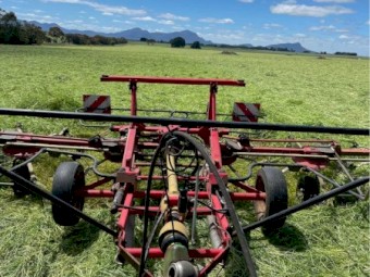 Fella TH 800 Trailing Tedder