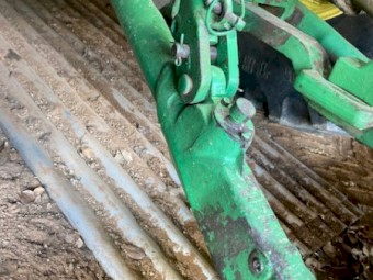 WANTED John Deere CAT 2 Linkage