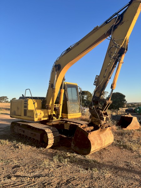 Komatsu PC120-6R Excavator