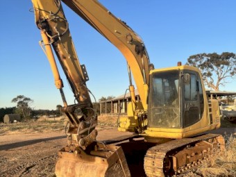 Komatsu PC120-6R Excavator