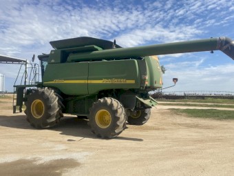 John Deere 9760STS 4WD Header