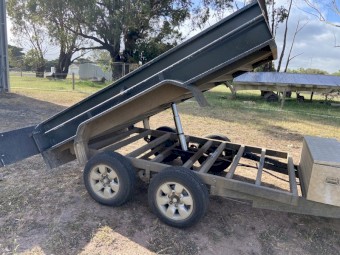 Tipping Trailer