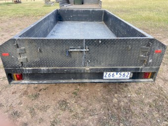 Tipping Trailer