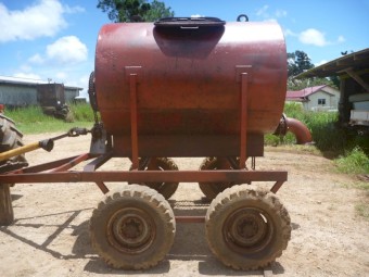 HEAVY  DUTY 2000 LT MOBILE MOLASSES MIXER