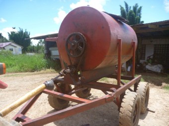 HEAVY  DUTY 2000 LT MOBILE MOLASSES MIXER